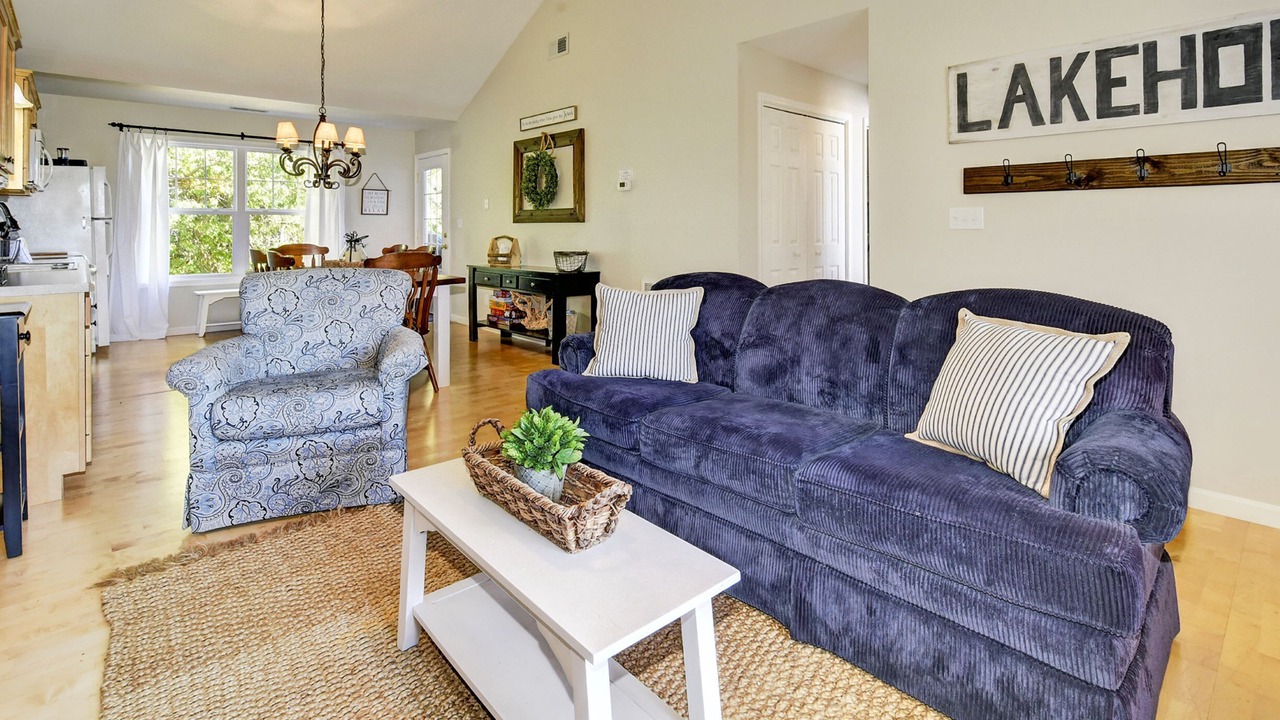 Photo of Livingroom in Taylorsville