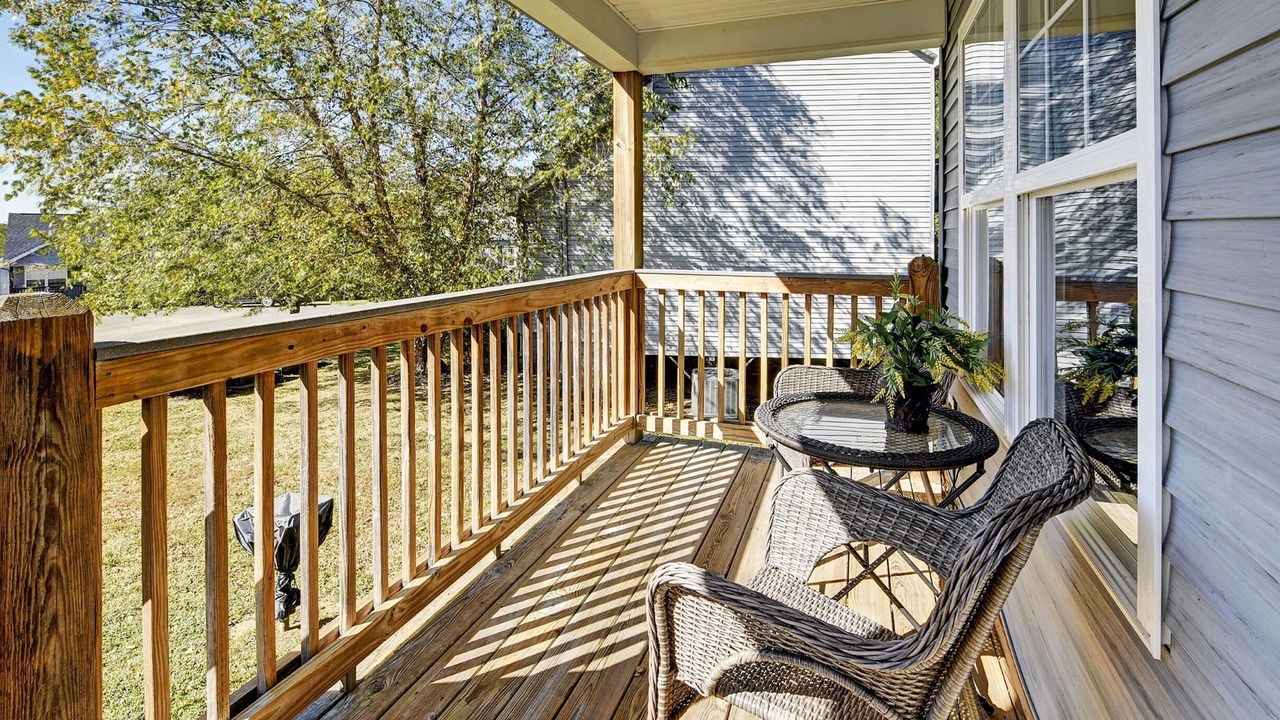 Photo of Patio Balcony in Taylorsville