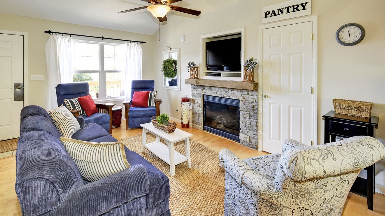Photo of Livingroom in Taylorsville