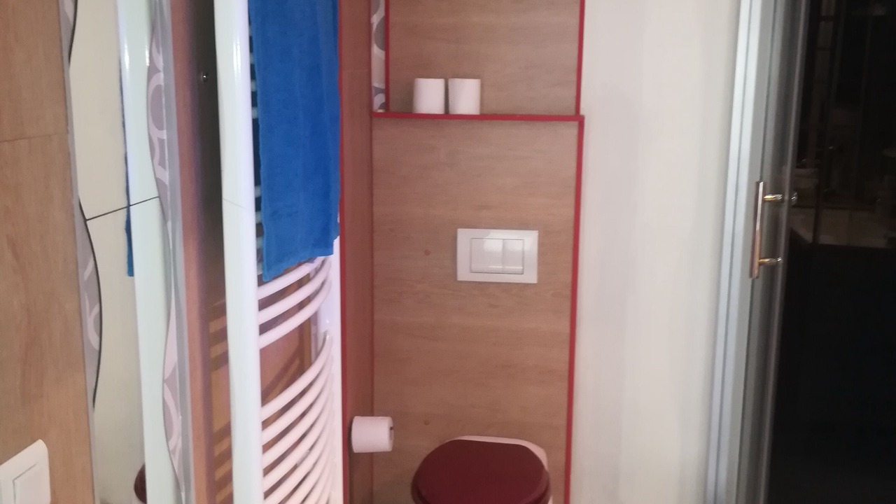Photo of Bathroom in Plombiees-Les-Dijon
