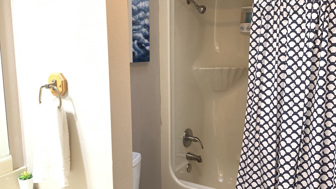 Photo of Bathroom in Hugo