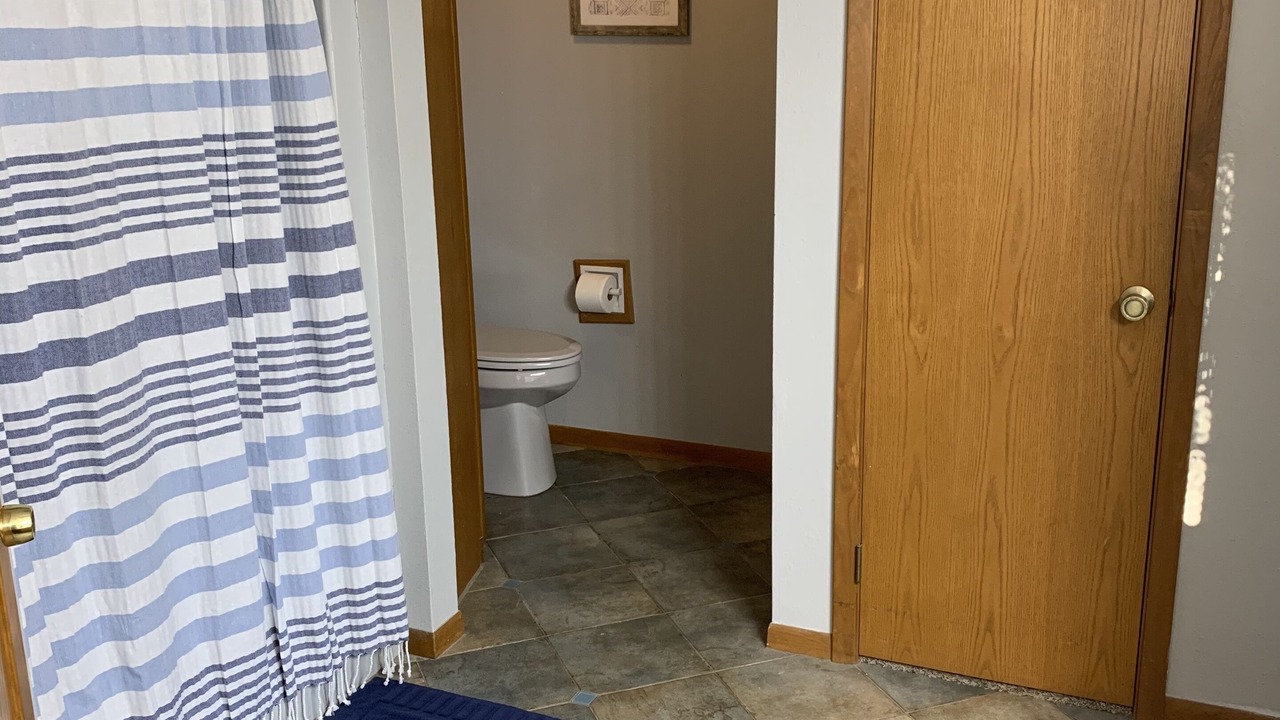 Photo of Bathroom in Hugo
