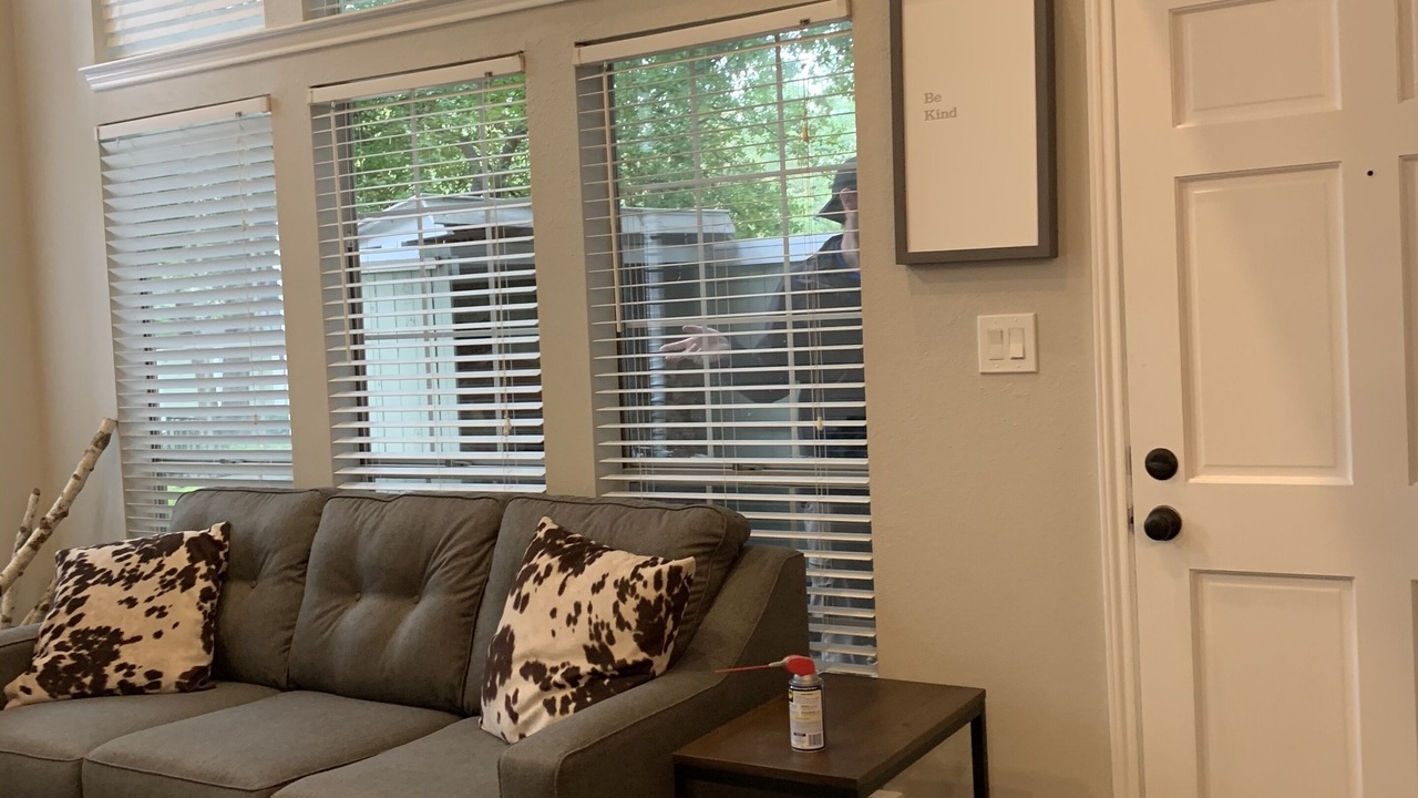 Photo of Livingroom in Far North Dallas