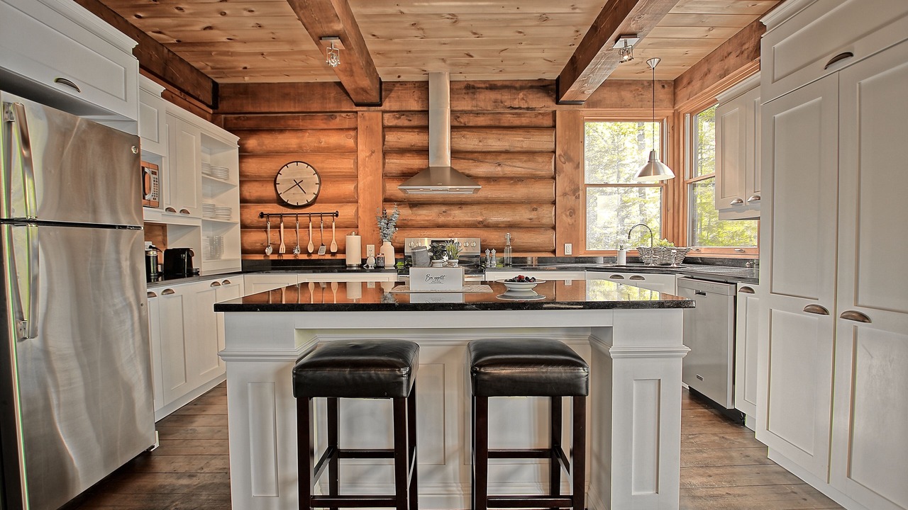 Photo of Kitchen in Lac Superieur Village