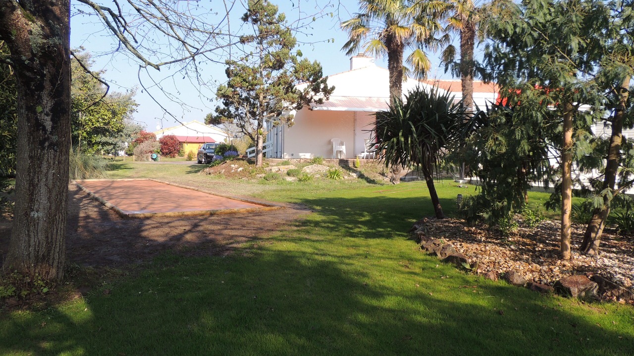Photo of Outdoor in Saint-Mathurin