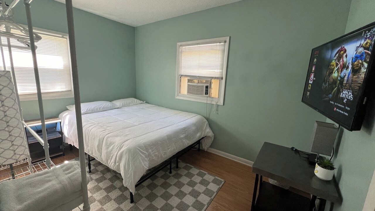 Photo of Bedroom in Erie
