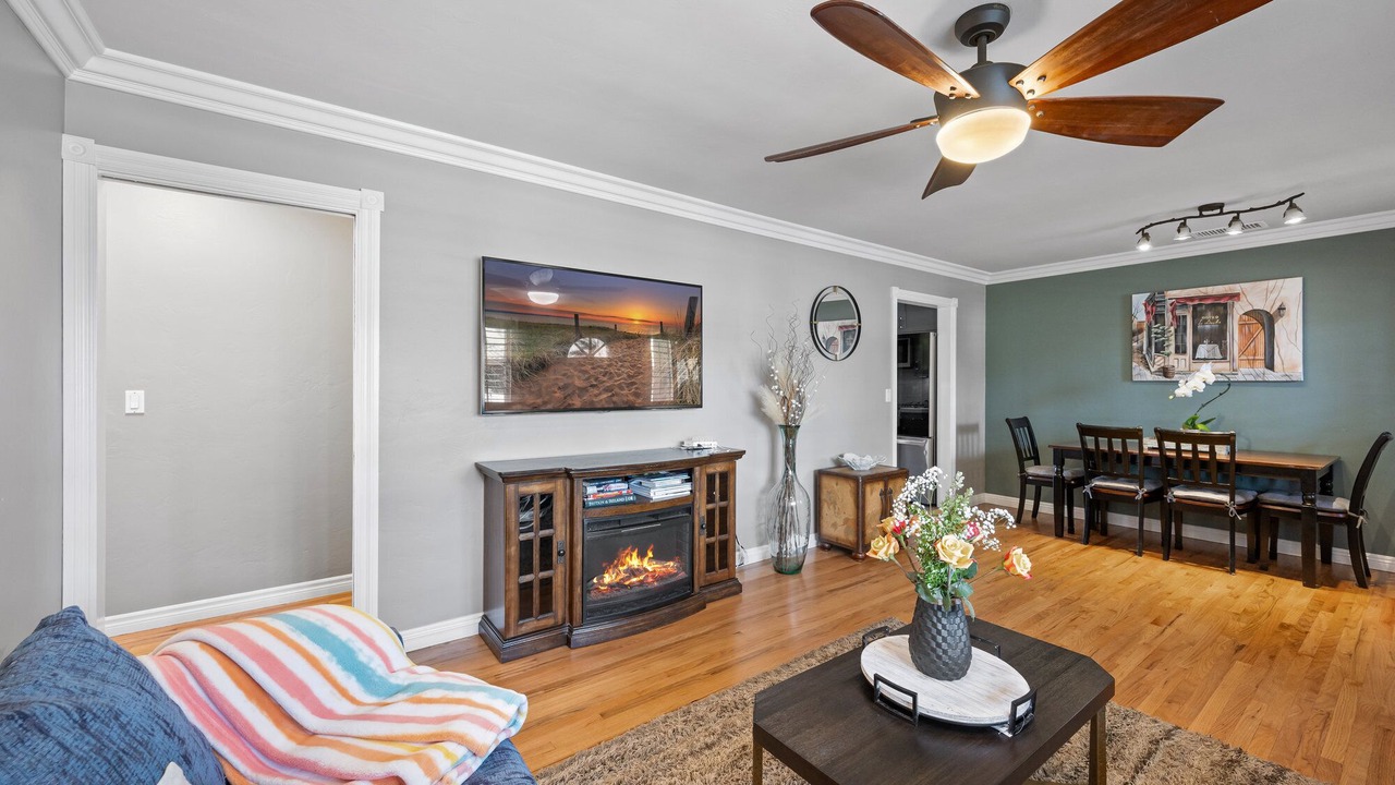 Photo of Livingroom in South Oceanside