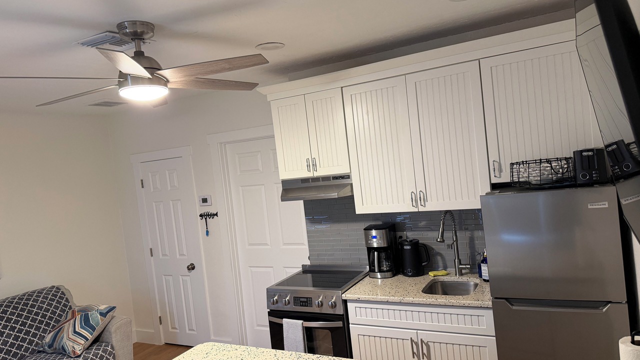 Photo of Kitchen in Golden Beach