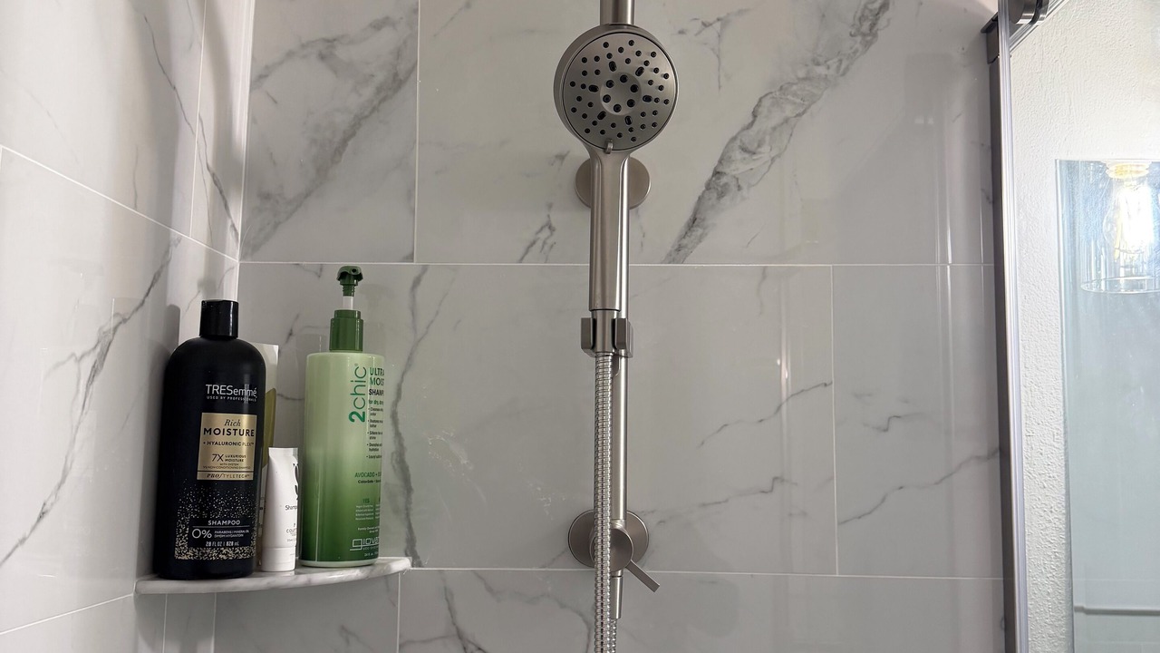 Photo of Bathroom in Golden Beach