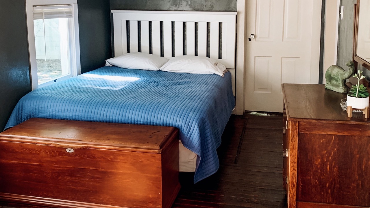 Photo of Bedroom in Glen Rose