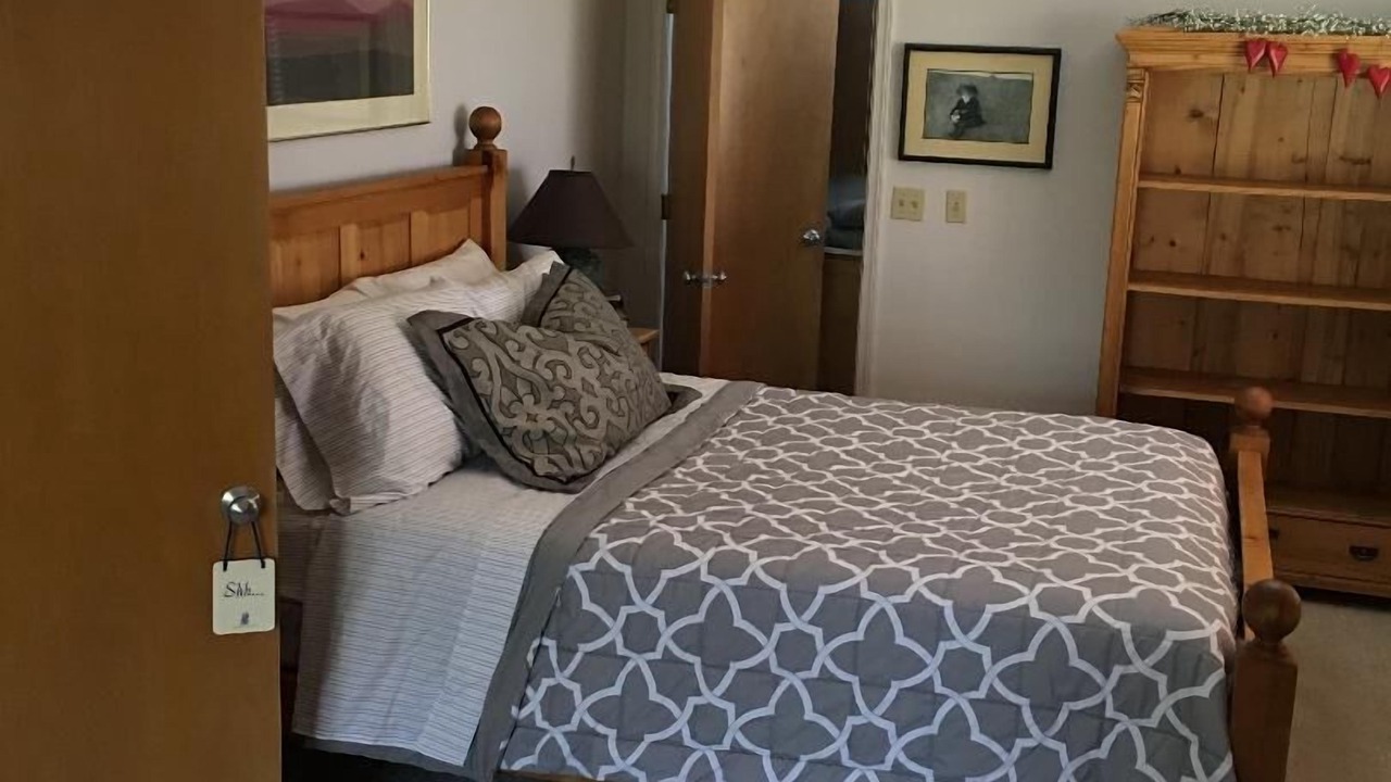 Photo of Bedroom in Sutter Creek