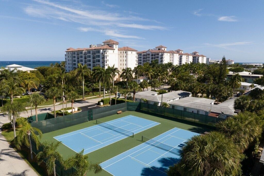 Photo of Others in Palm Beach Shores