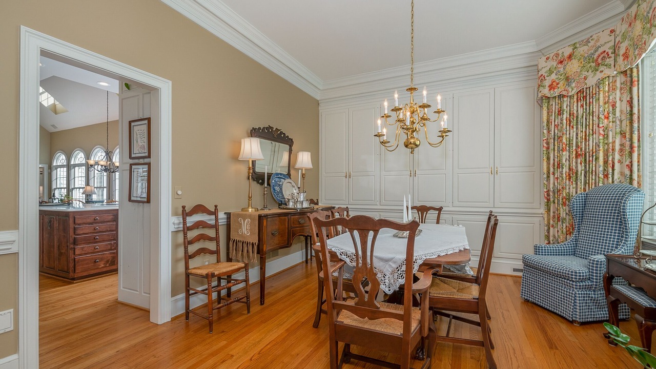 Photo of Livingroom in Lynn