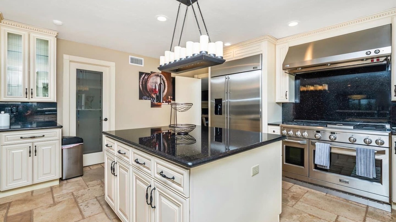 Photo of Others in Felicita