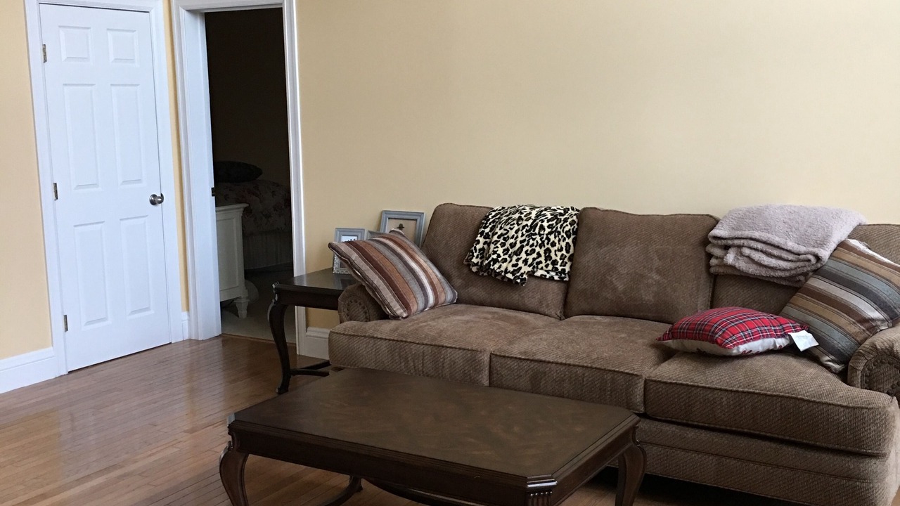 Photo of Livingroom in Town of Augusta
