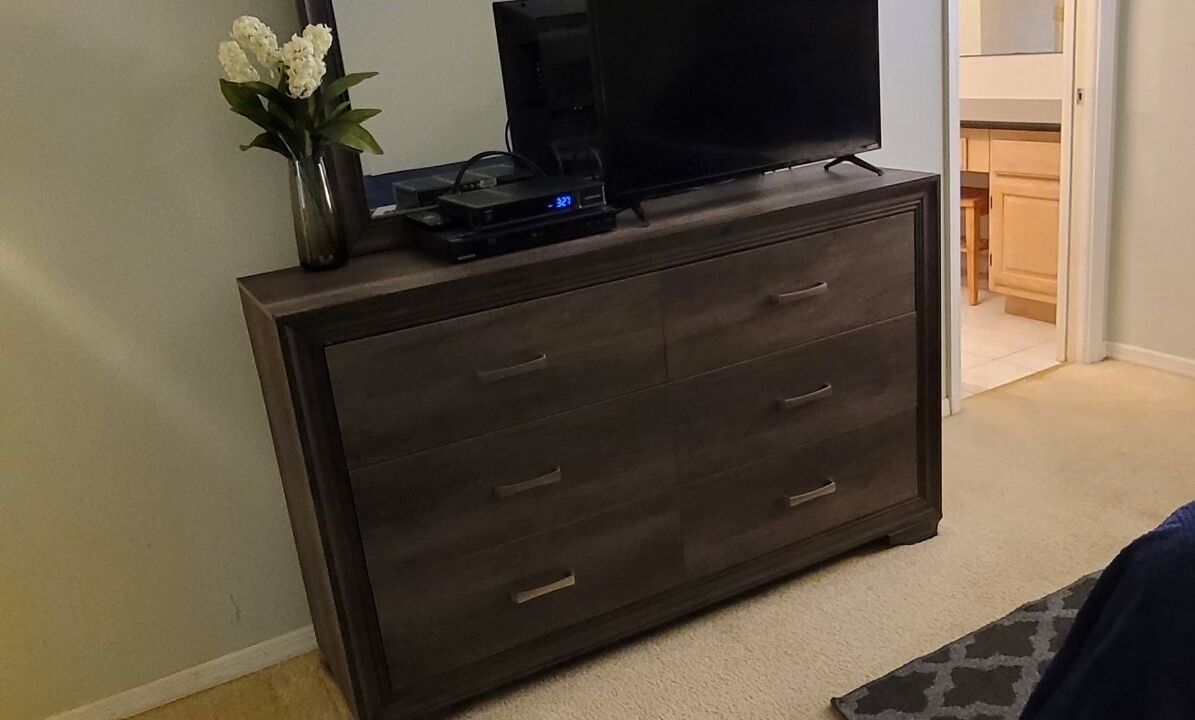 Photo of Bedroom in Bay Crest Park