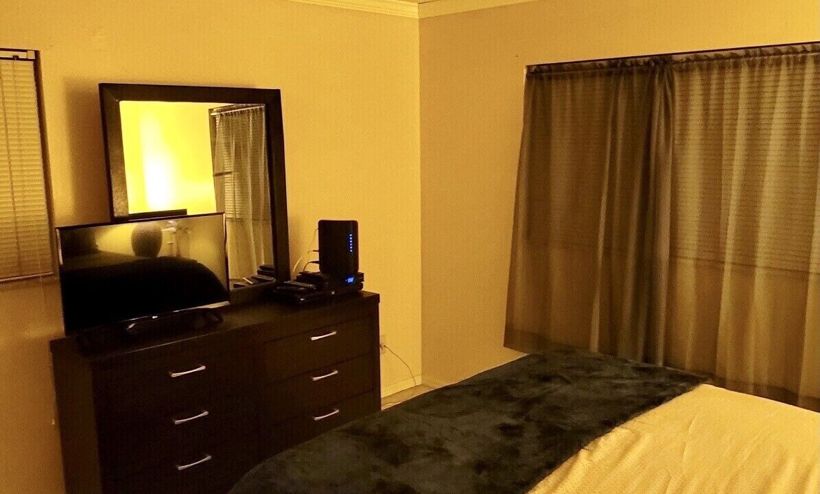 Photo of Bedroom in Bay Crest Park