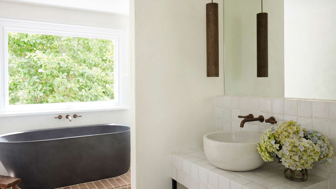 Photo of Bathroom in Jaspers Brush