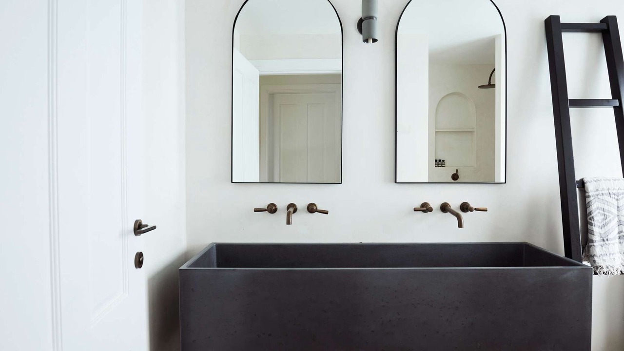 Photo of Bathroom in Jaspers Brush