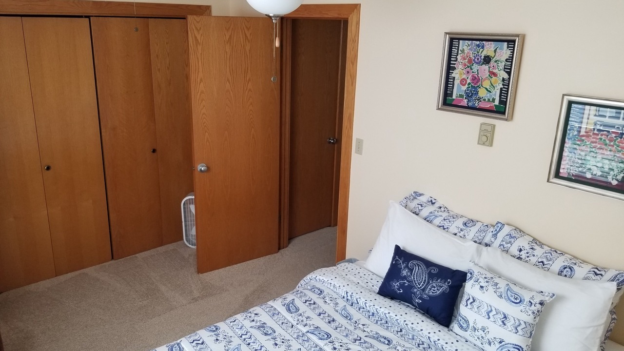 Photo of Bedroom in Wellesley Island