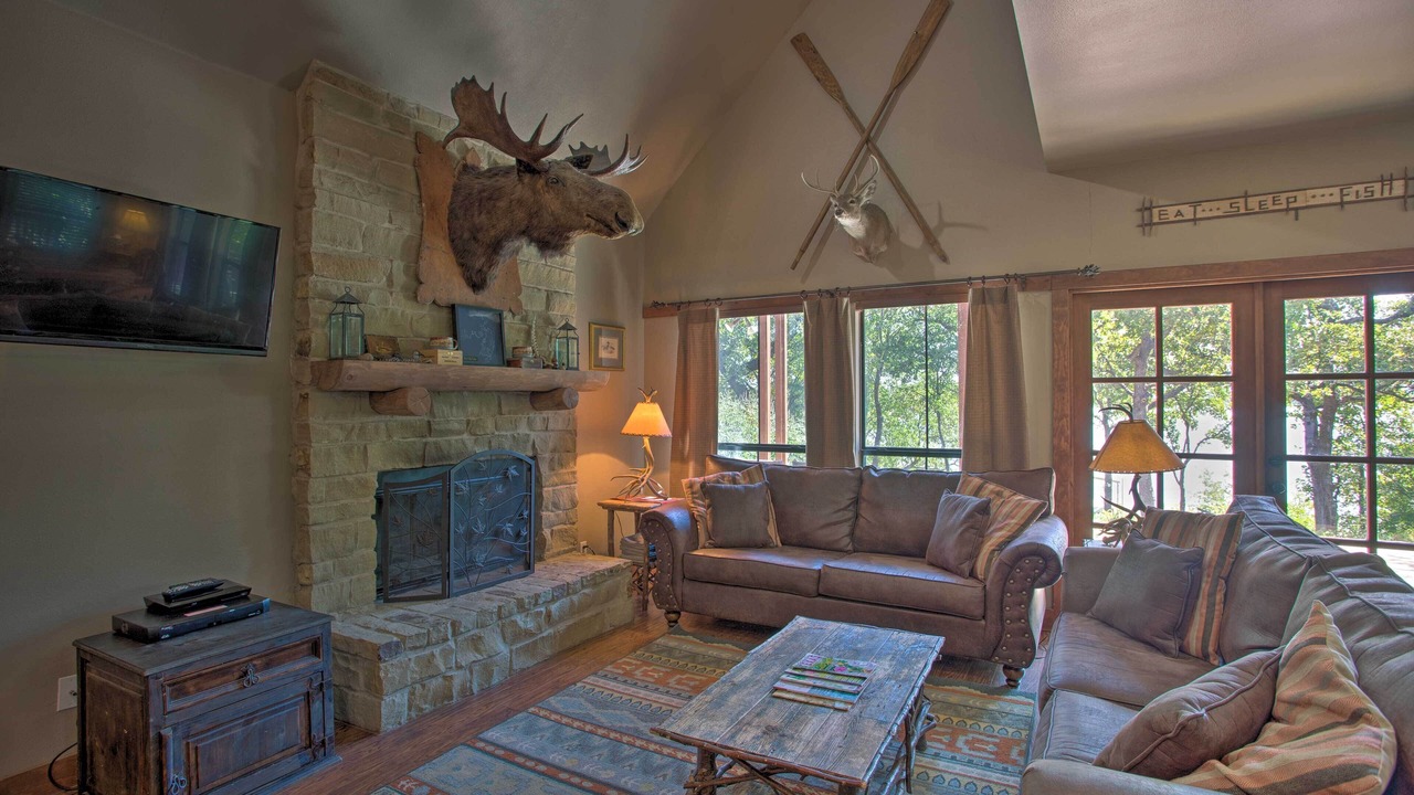 Photo of Livingroom in Chico