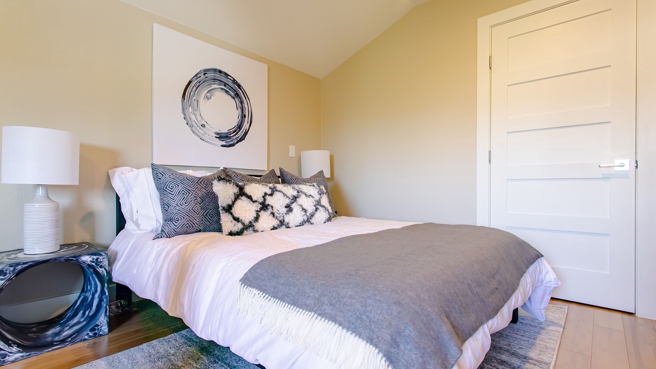 Photo of Bedroom in Oak Lawn