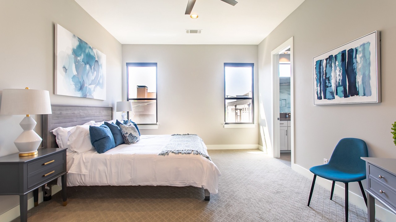 Photo of Bedroom in Oak Lawn