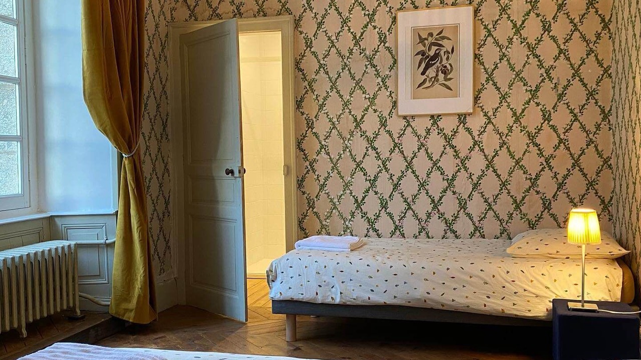 Photo of Bedroom in Moulins-le-Carbonnel