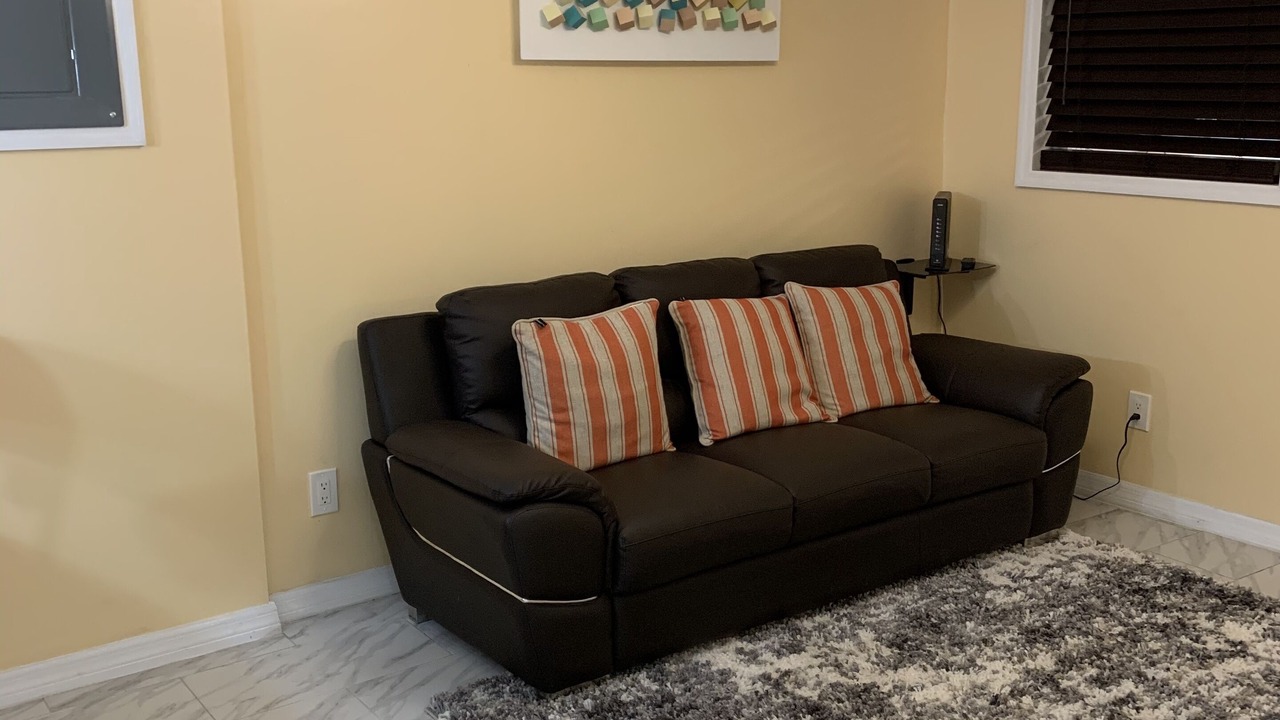 Photo of Livingroom in Northside