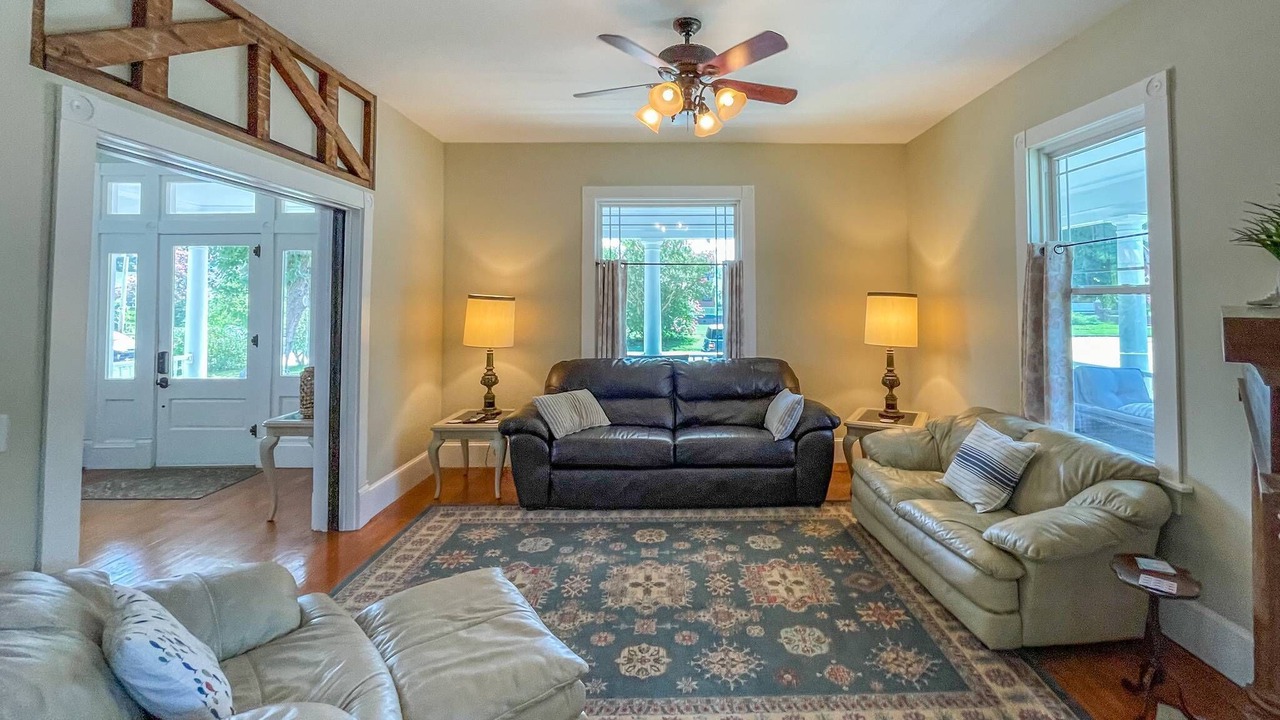 Photo of Livingroom in Cape Charles