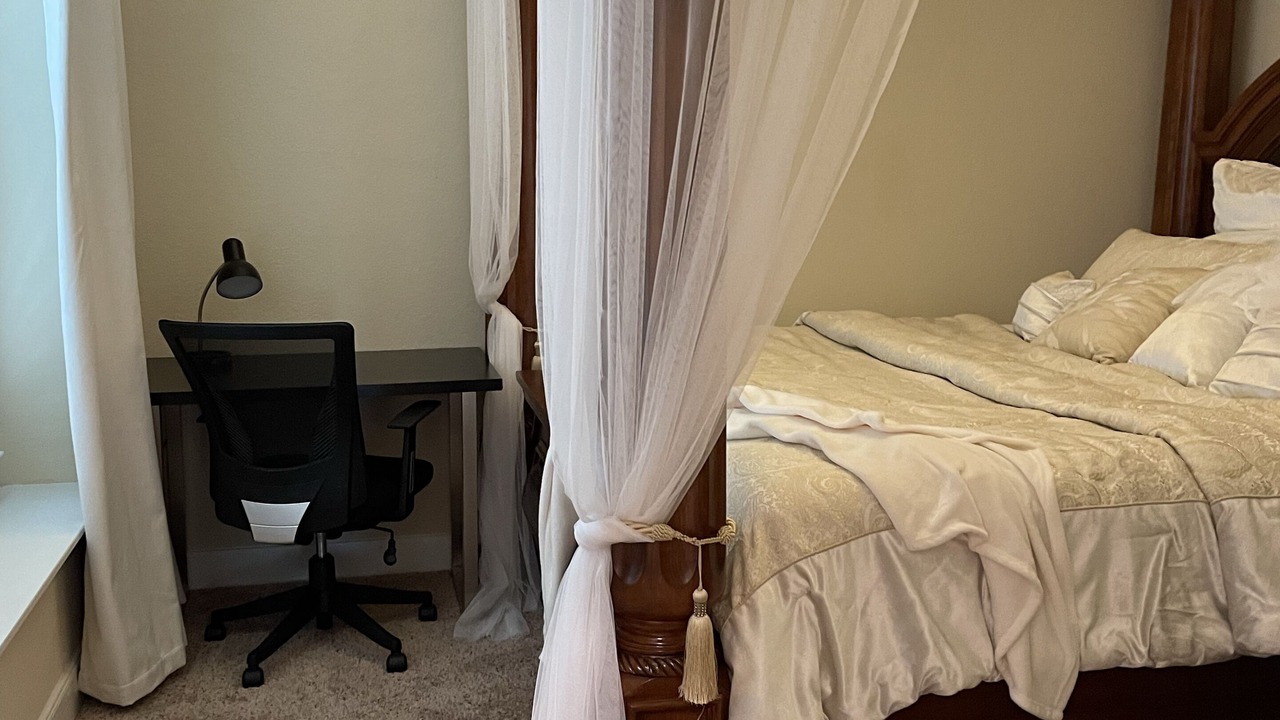 Photo of Bedroom in Iowa Colony