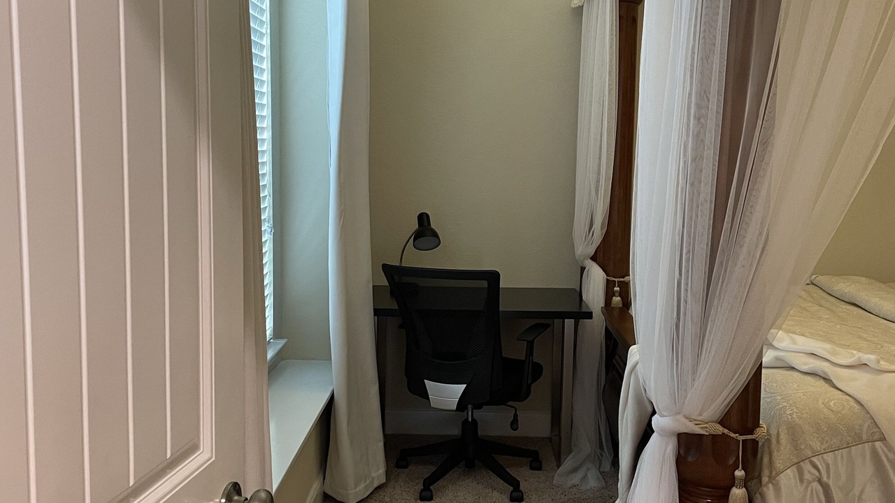 Photo of Bedroom in Iowa Colony