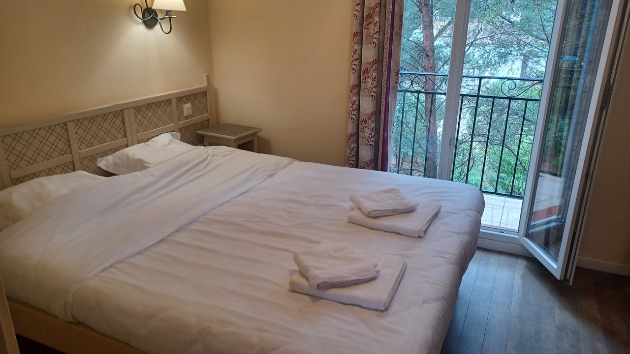 Photo of Bedroom in Pont Royal