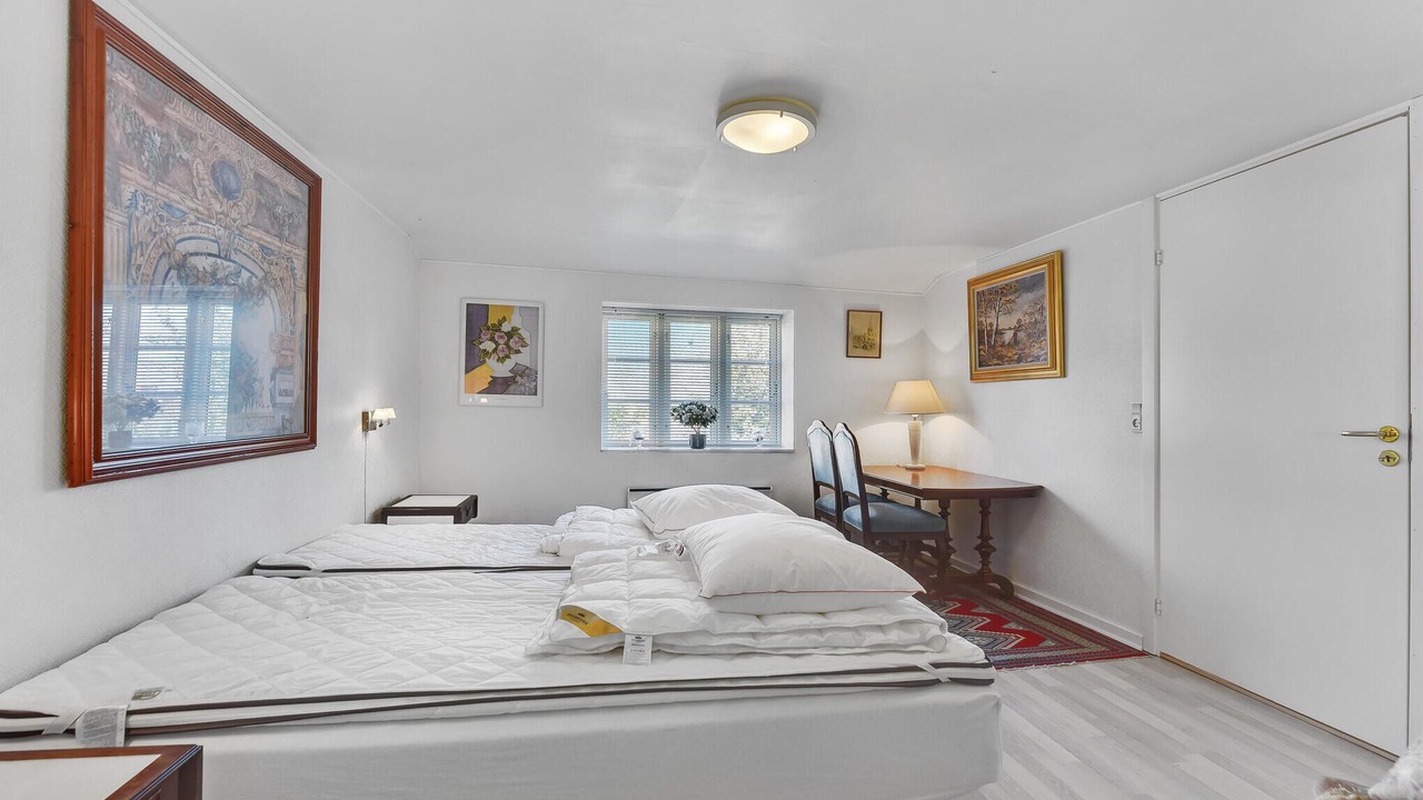 Photo of Others in Hojer