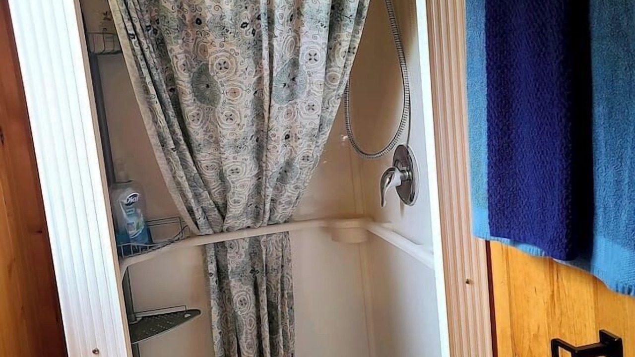 Photo of Bathroom in Katrine