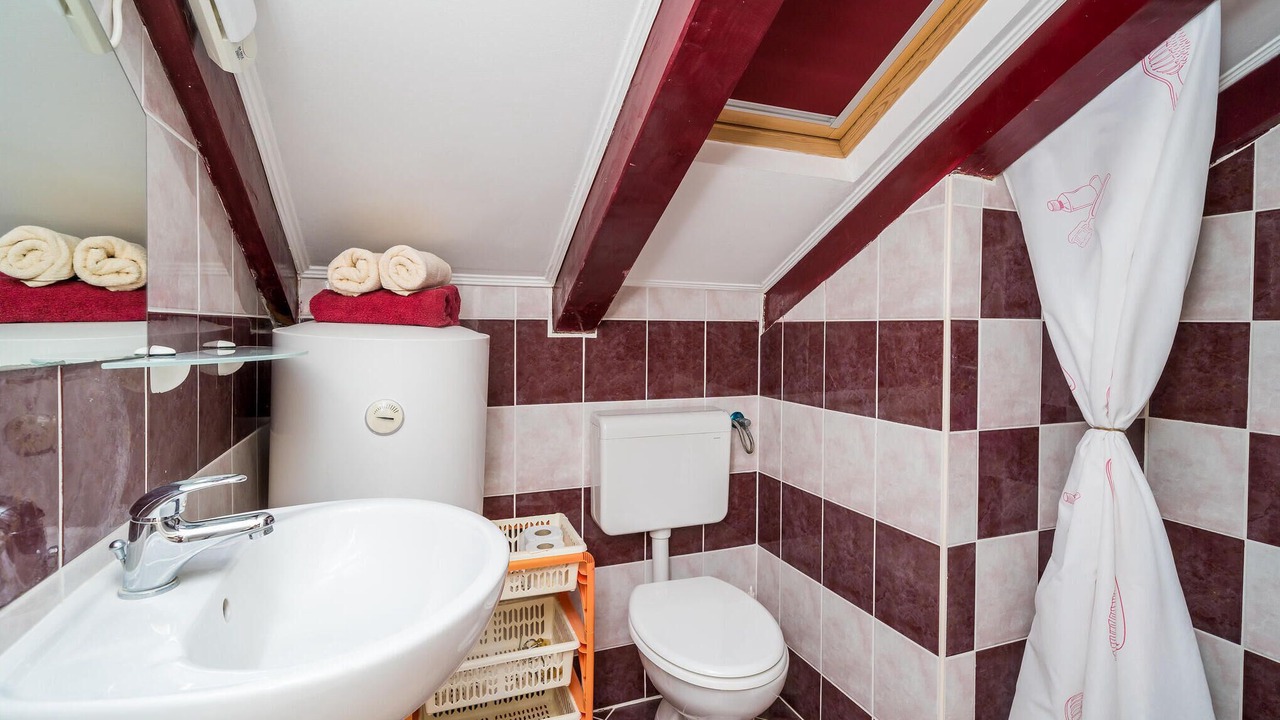 Photo of Bathroom in Slano
