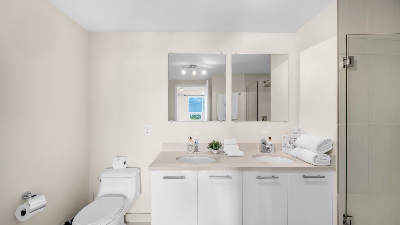 Photo of Bathroom in Midtown