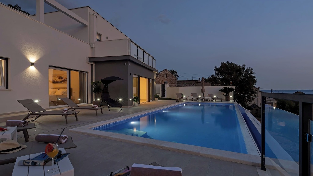 Photo of Outdoor in Brela