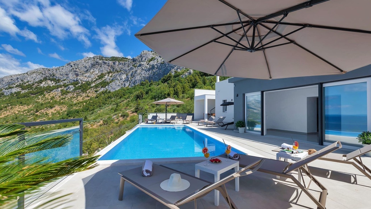 Photo of Outdoor in Brela