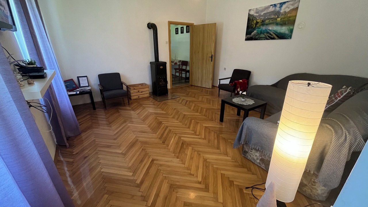 Photo of Livingroom in Fuzine