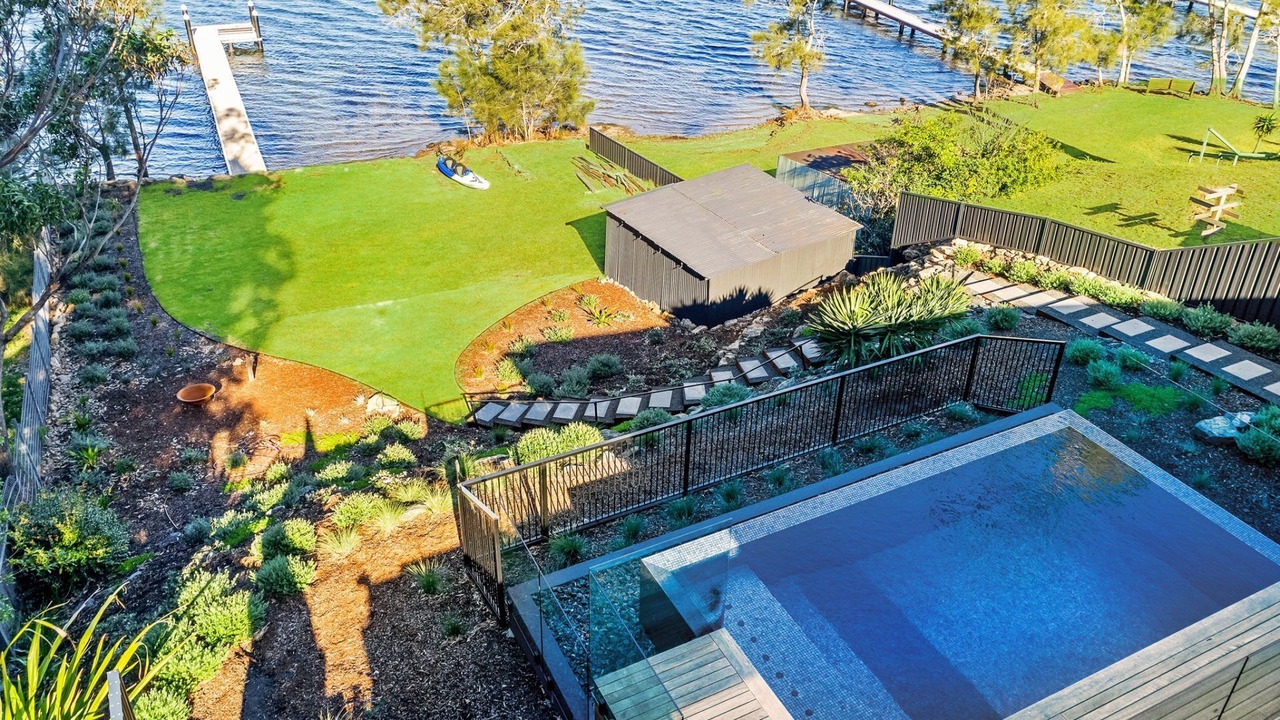 Photo of Outdoor in Basin View