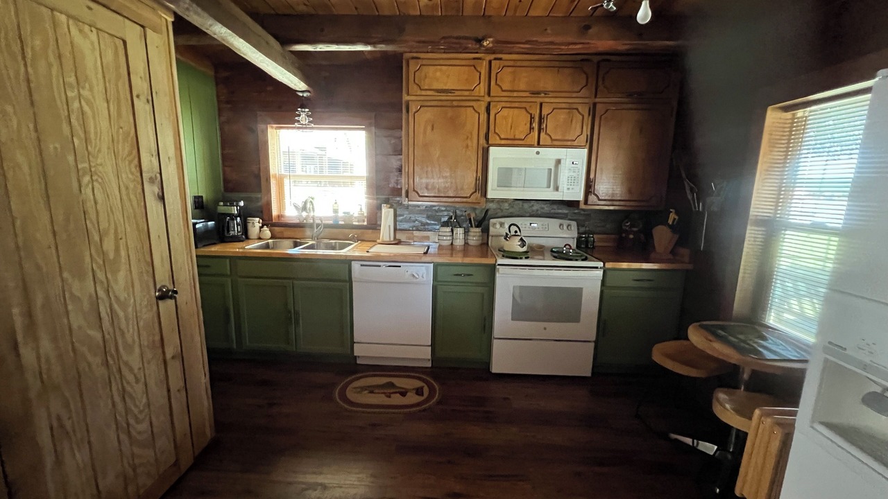 Photo of Kitchen in Gordon