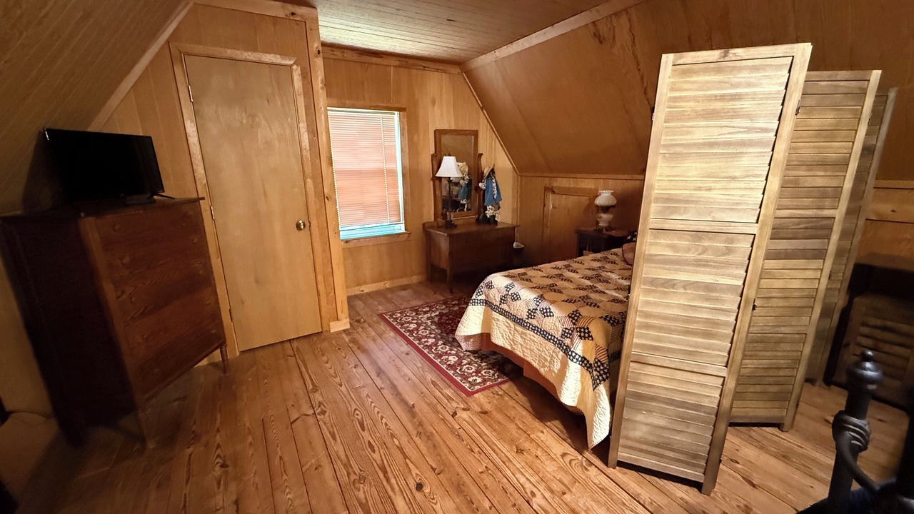 Photo of Bedroom in Gordon
