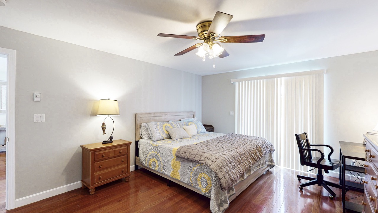 Photo of Bedroom in Freedom