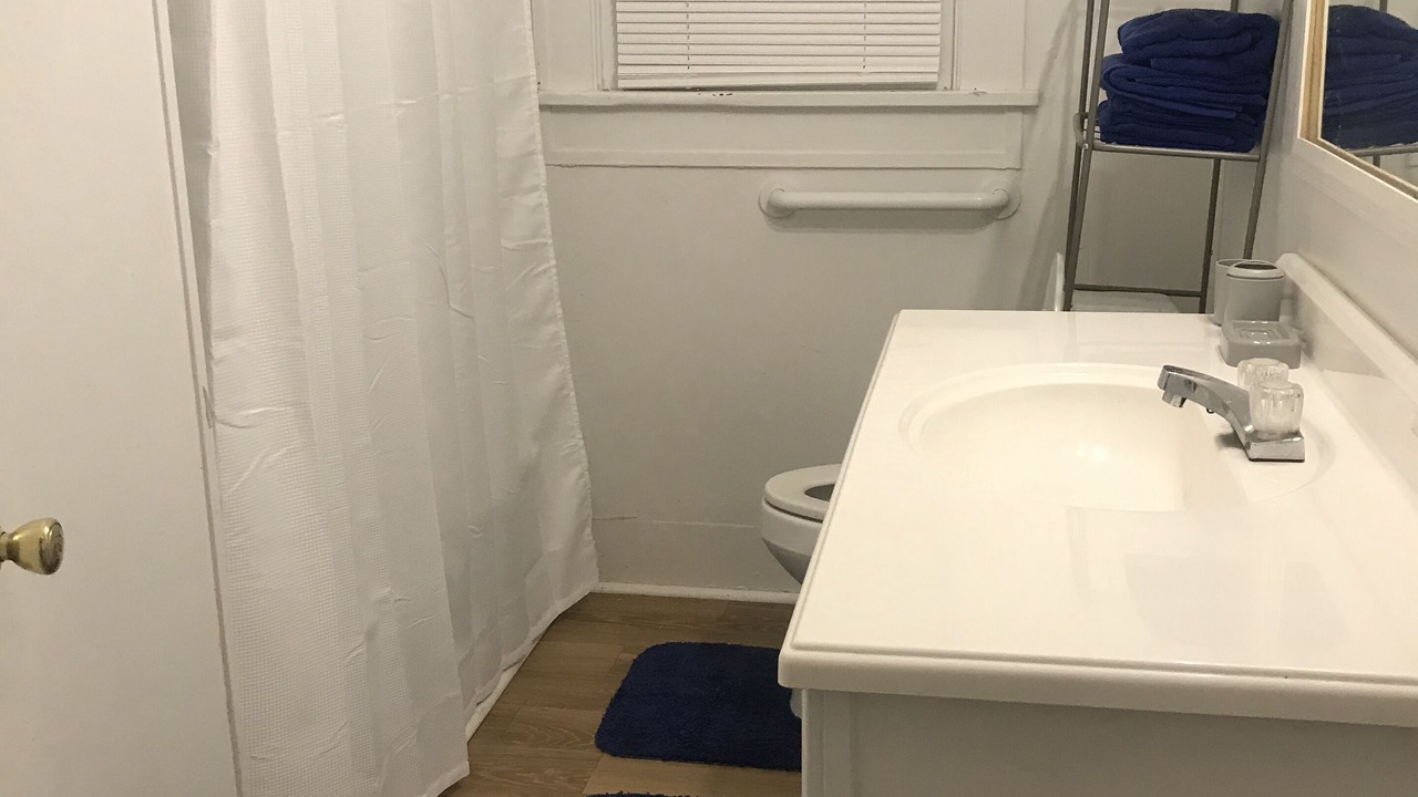 Photo of Bathroom in Sweetwater