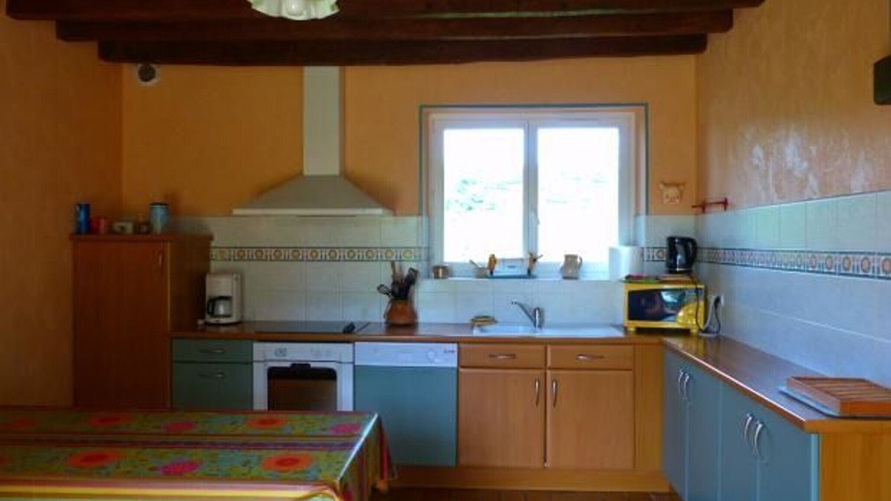 Photo of Kitchen in Saint-Remy-de-Sille