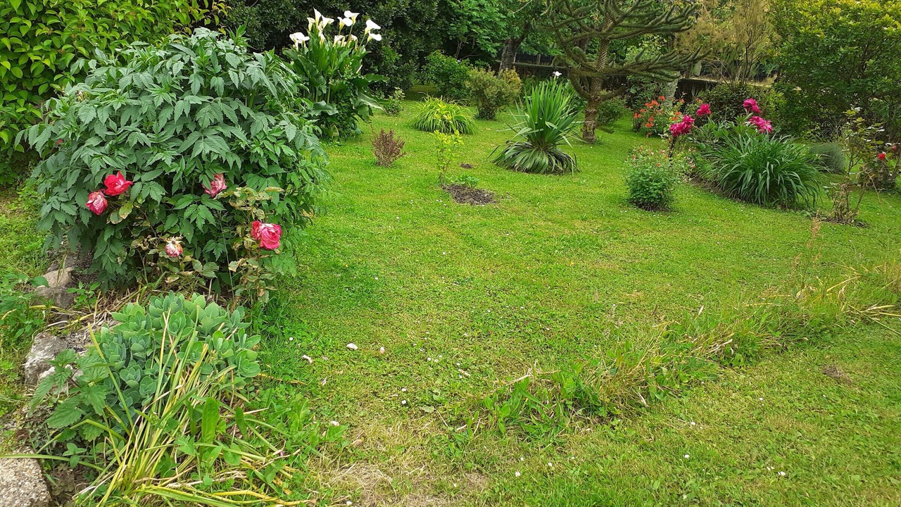 Photo of Outdoor in Crisse