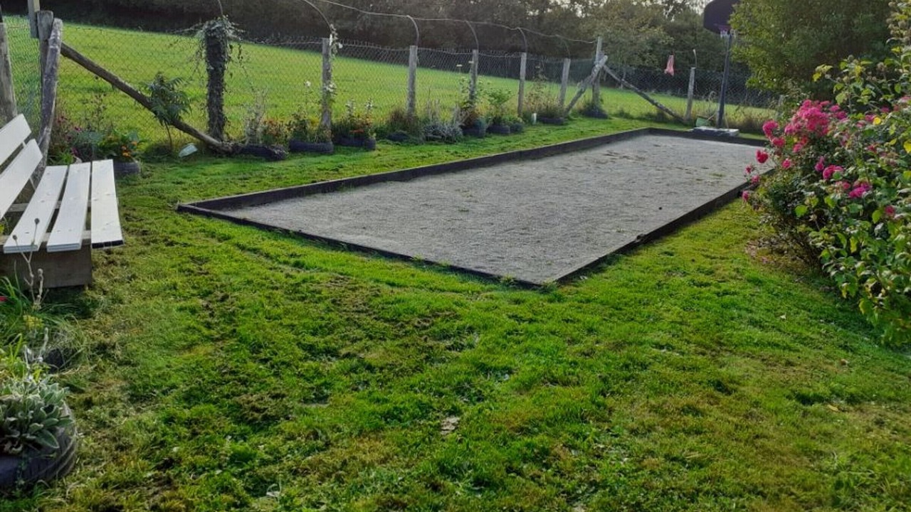 Photo of Outdoor in Crisse