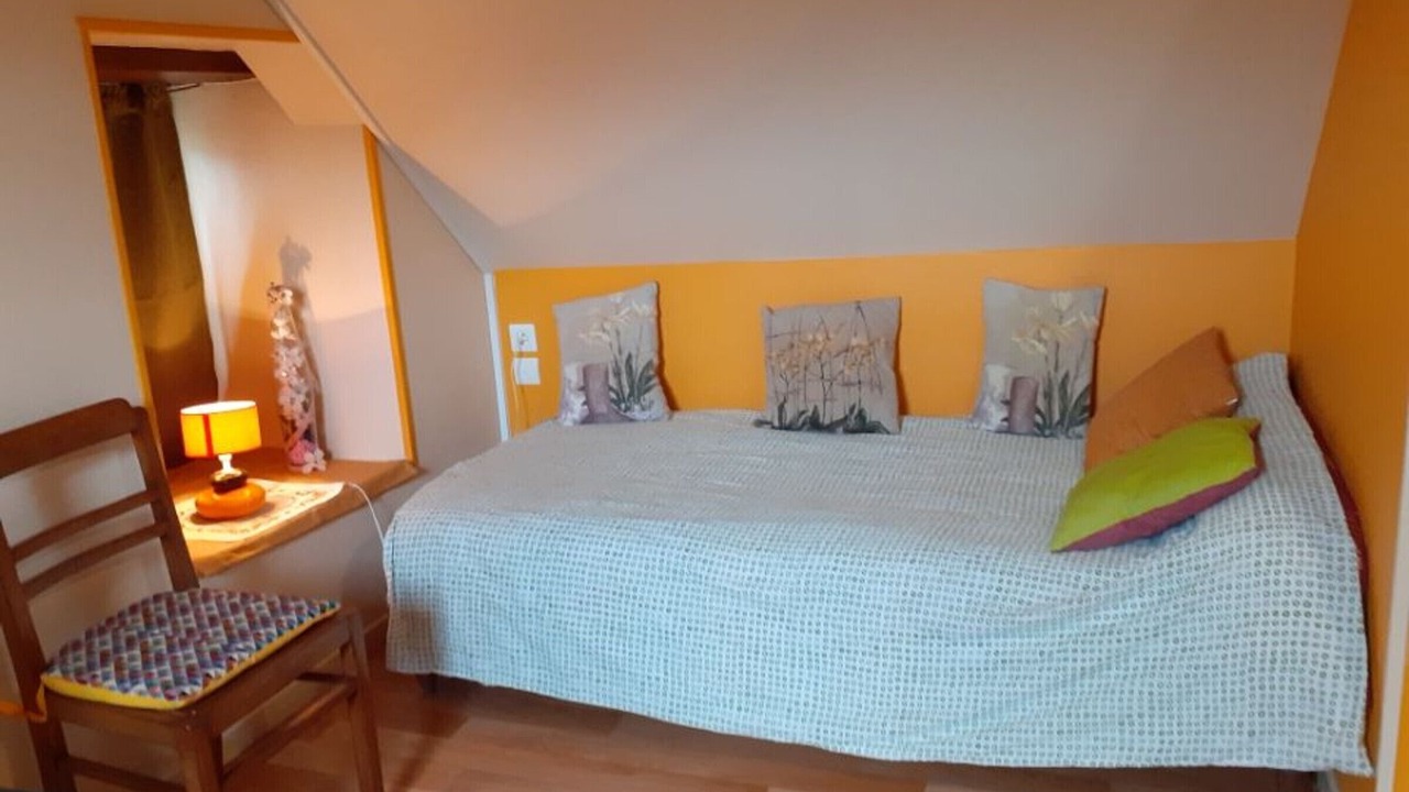 Photo of Bedroom in Crisse