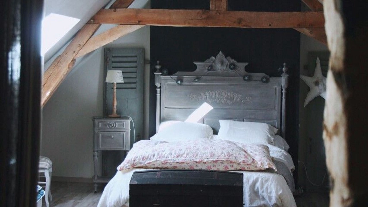 Photo of Bedroom in Louplande